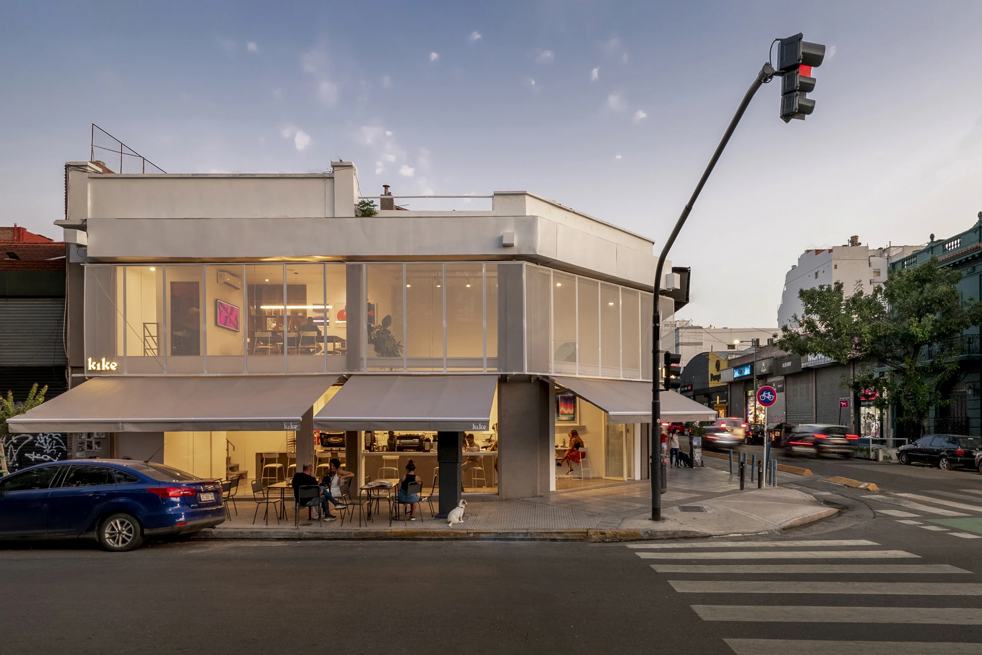 KIKE CAFE 9